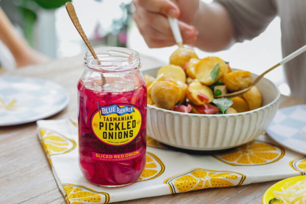 Blue Banner Sliced Red Pickled Onions