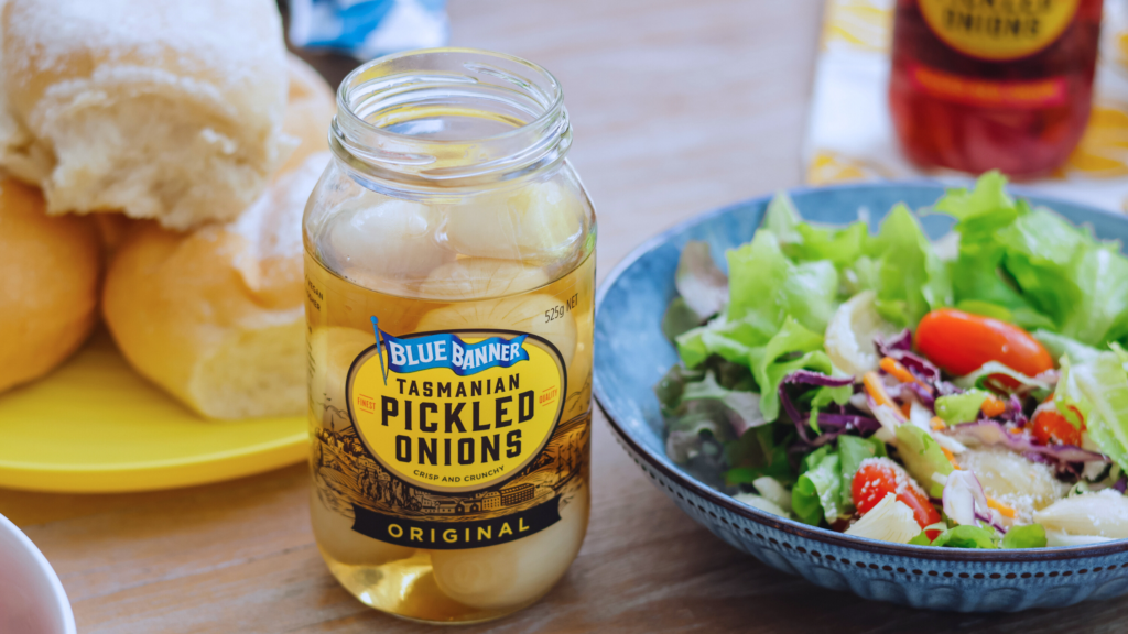 Tangy Garden Salad | Blue Banner